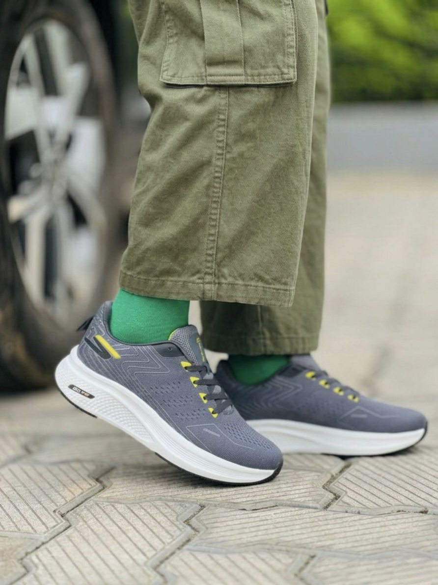 Skechers GOrun Pulse Grey