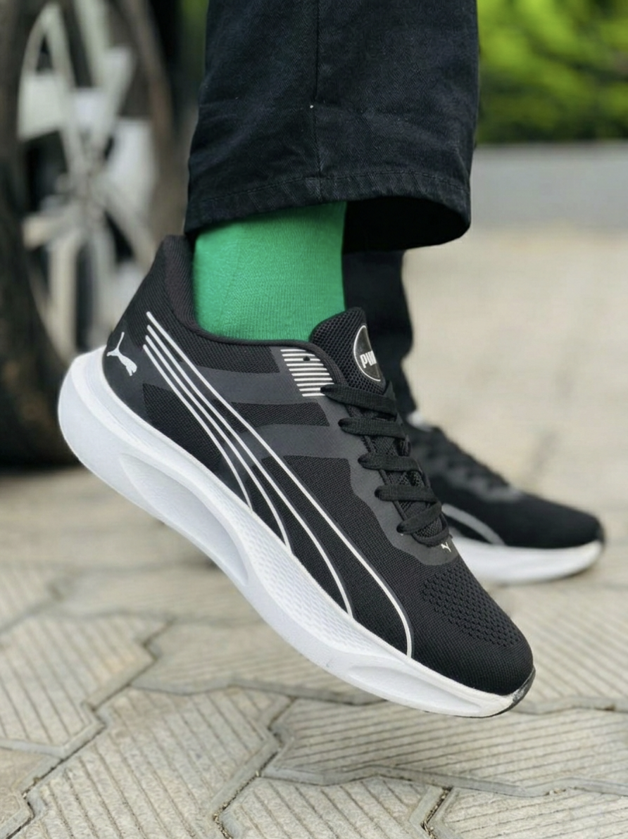Puma Runner Black White
