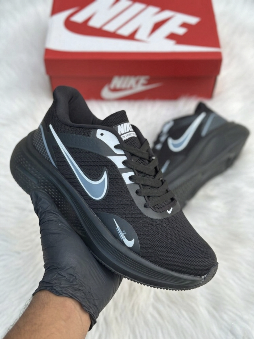 Nike Zoom Structure Black White
